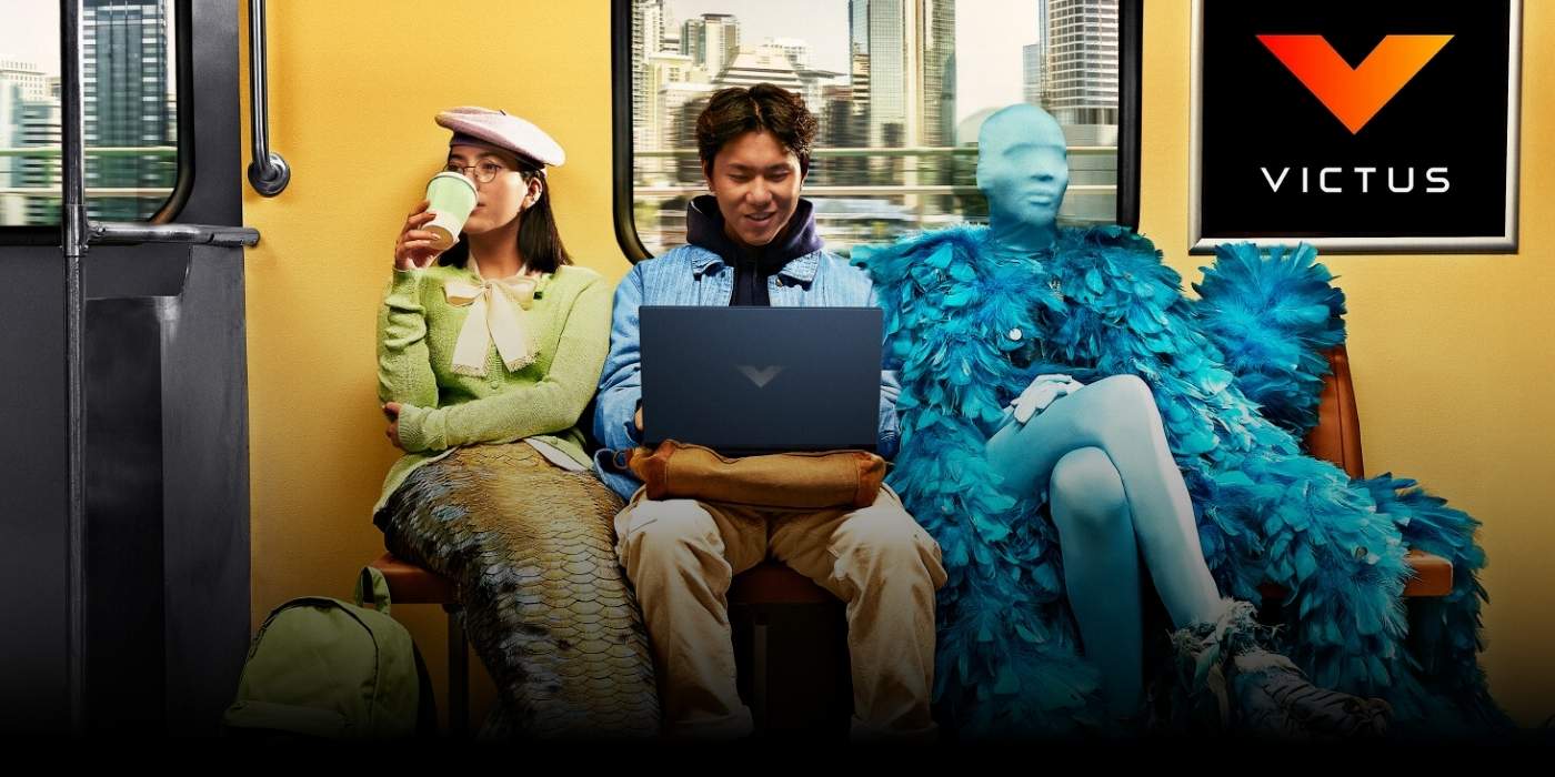 Hombre jugando con su Victus